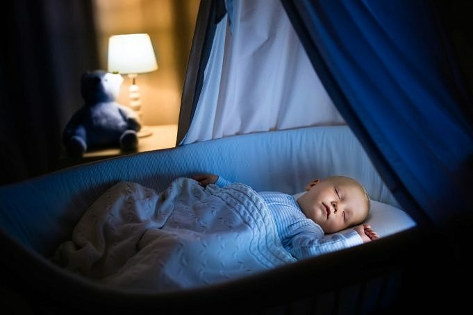 Come Far Dormire Il Neonato In Una Culla Per Tutta La Notte